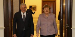 Merkel: Kıbrıs'tan sonuç alınması gerekiyor