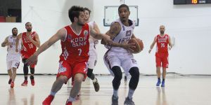 Lider fire vermedi: 76-71