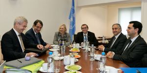 Liderler bir saat görüştü