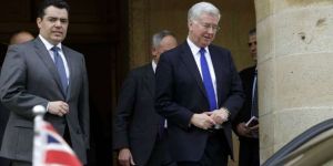 Michael Fallon Kıbrıs'ta