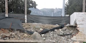 Kendi haline bırakıldı