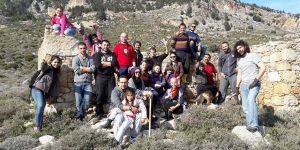 Fidan dikerek protesto ettiler