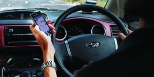 Ders almıyor, konuşuyoruz!