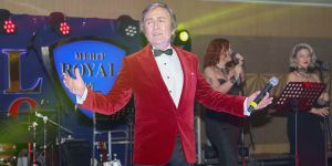 Erol Evgin, yıllara meydan okudu