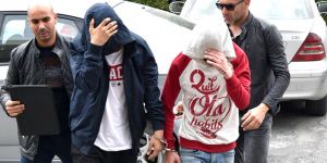 Uyuşturucudan 2 tutuklu, 1 kişi aranıyor