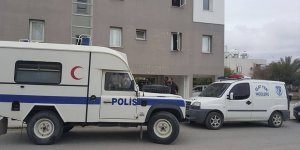 Bıçakla eşini öldürmeye çalıştı