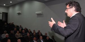 “Hükümet miadını doldurdu!”