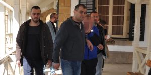 Uyuşturucuyla geldiler, yakayı ele verdiler