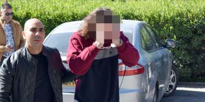 2 gram uyuşturucu ile yakalandı