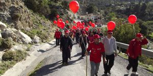 Kansere farkındalık için yürüdüler