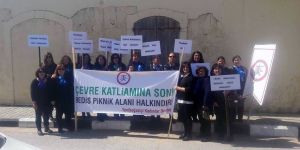 Yeniboğaziçi Kadınlar Derneği: Ormanlar halka aitken kim hangi yetkiye dayanarak bir ormanı özelleştirebilir?