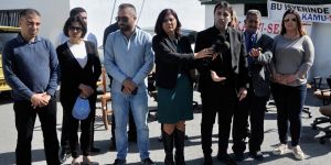 Kamu-Sen mahkemede uyarı grevi yaptı