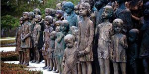 Şiirlerle büyüsün çocuklar