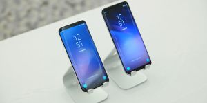 Samsung, Galaxy S8'i tanıttı
