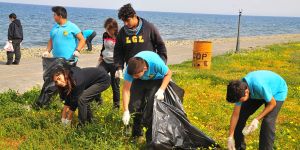 Lefke Gazi Lisesi öğrencilerinden örnek davranış