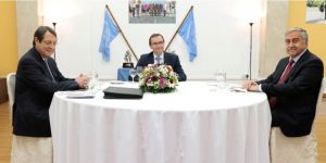 LİDERLER 5 SAAT GÖRÜŞTÜ