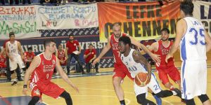 Koop bir adım öne geçti: 72-74