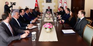 Akıncı, siyasi parti temsilcileri ile görüştü