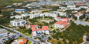 'Güzellik bursu'na tepkiler sürüyor