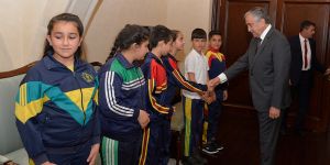 Akıncı'dan çocuklara önemli mesaj