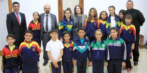 Siber, çocuk şenliğine katılacak öğrencileri kabul etti