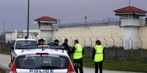 Firar etti, sonra pişman olup geri döndü