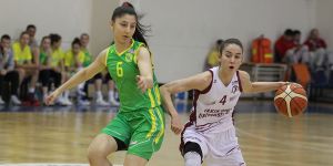 YDÜ’nün gözü yarı finalde