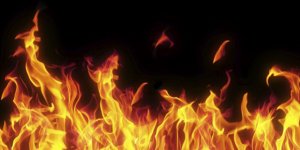 Larnaka'daki rafinelerde yangın meydana geldi