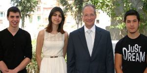 Fileleftheros’dan Koenig’e:“Bir nala bir mıha”