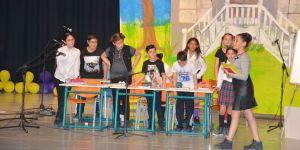 YDK’nin ortaokul müsamere gecesi büyük beğeni topladı