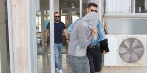 Şüpheli hareketleri ele verdi…