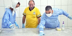 'BİR KERESİNDE  KOKUDAN BAYILDIM…'