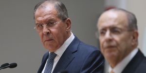 Lavrov adada, Kıbrıs masada