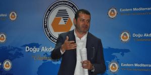 Cüneyt Özdemir DAÜ’deydi