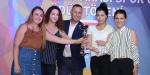 Üniversiteler ödüllerini aldı