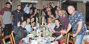 Gönyeli şampiyonluğu kutladı