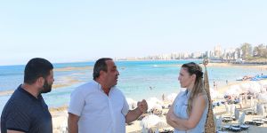 'TEHDİTLE  BENDEN  PARA İSTEDİ'