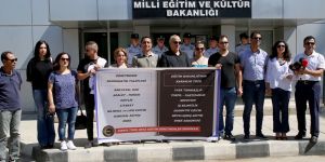 Öğretmen sesini yükseltti