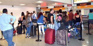 Ercan’da 2 günde 149 uçak seferi!