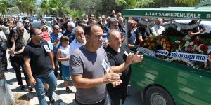 Hakan alkışlarla uğurlandı