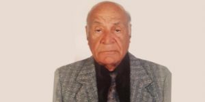 Bir çınar daha göçtü