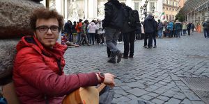 Otostopla 44 ülke gezdi