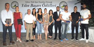 Geleneksel ödüller verildi