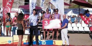 Kürsüde final yaptılar