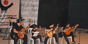 15. Yıl, Sahnede Kutlandı