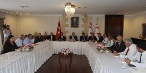 Akıncı, değerlendirme toplantılarına devam ediyor