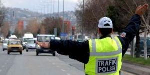 Trafikte 1 haftalık bilanço: 2 ölü, 6 yaralı