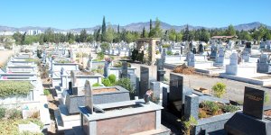 Lefkoşa’da ‘isyan ettiren’ uygulama  MEZAR BAŞINA 200 TL!