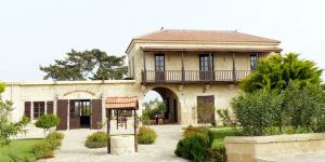 ‘Karpaz Arch Houses’ davası ertelendi