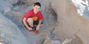 Çocuk, 1.2 milyon yıllık fosilleri keşfetti